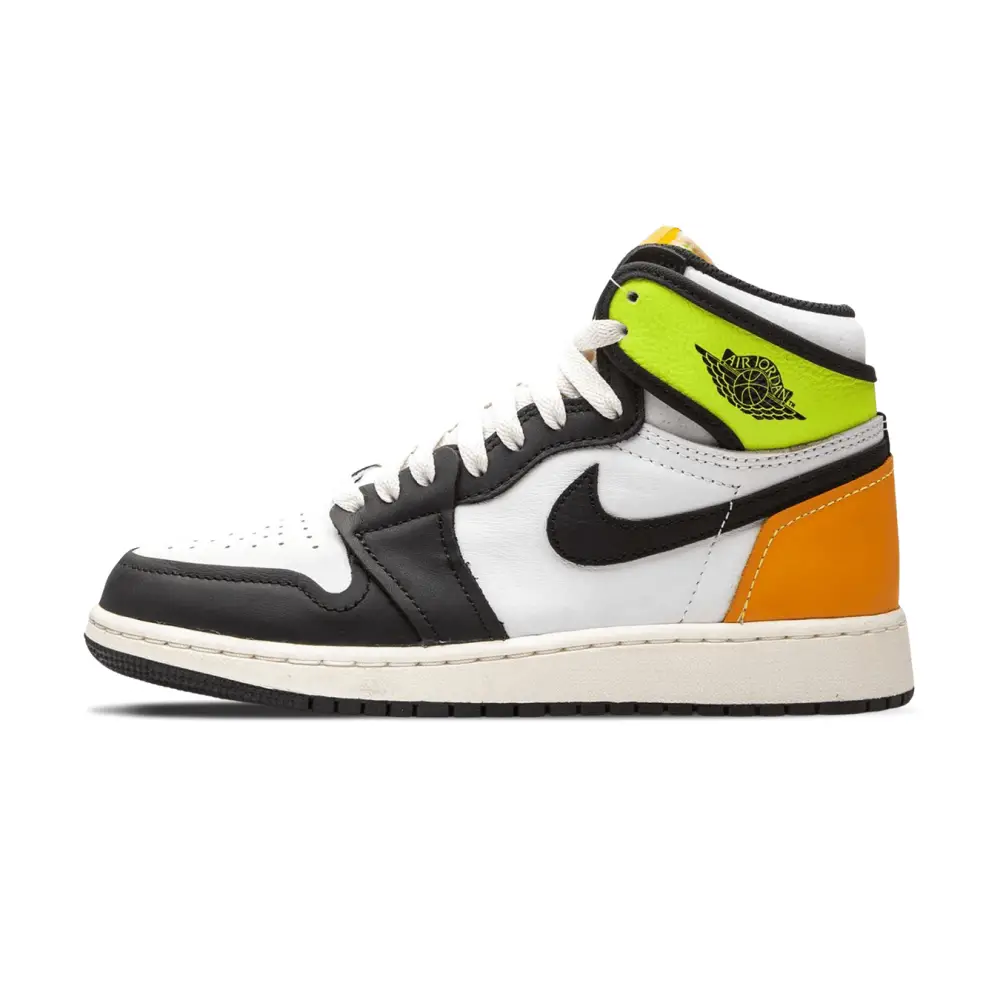 Air Jordan 1 Retro High OG GS 'Volt Gold' A8A8389