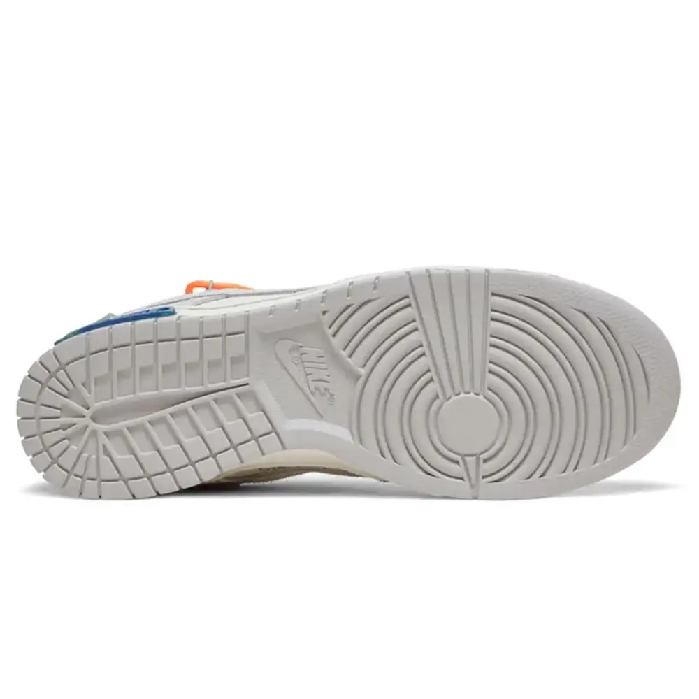 Off-White x Nike Dunk Low 'Lot 31 of 50' 