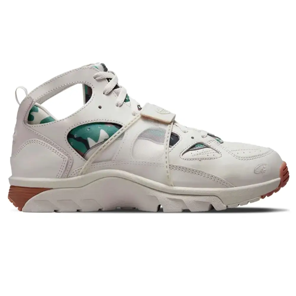 Corteiz x Nike Air Trainer Huarache 'Light Bone' 56D62294
