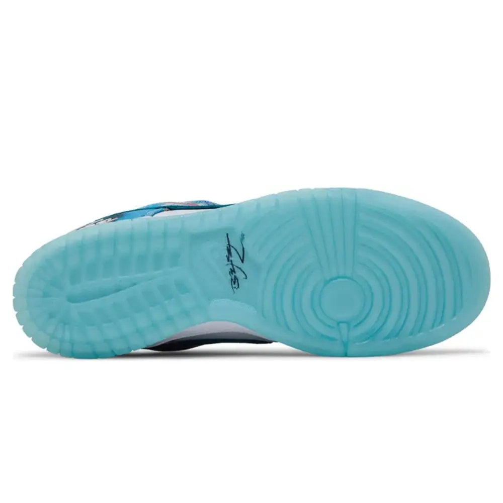 Futura Laboratories x Nike Dunk SB Low 'Bleached Aqua' 