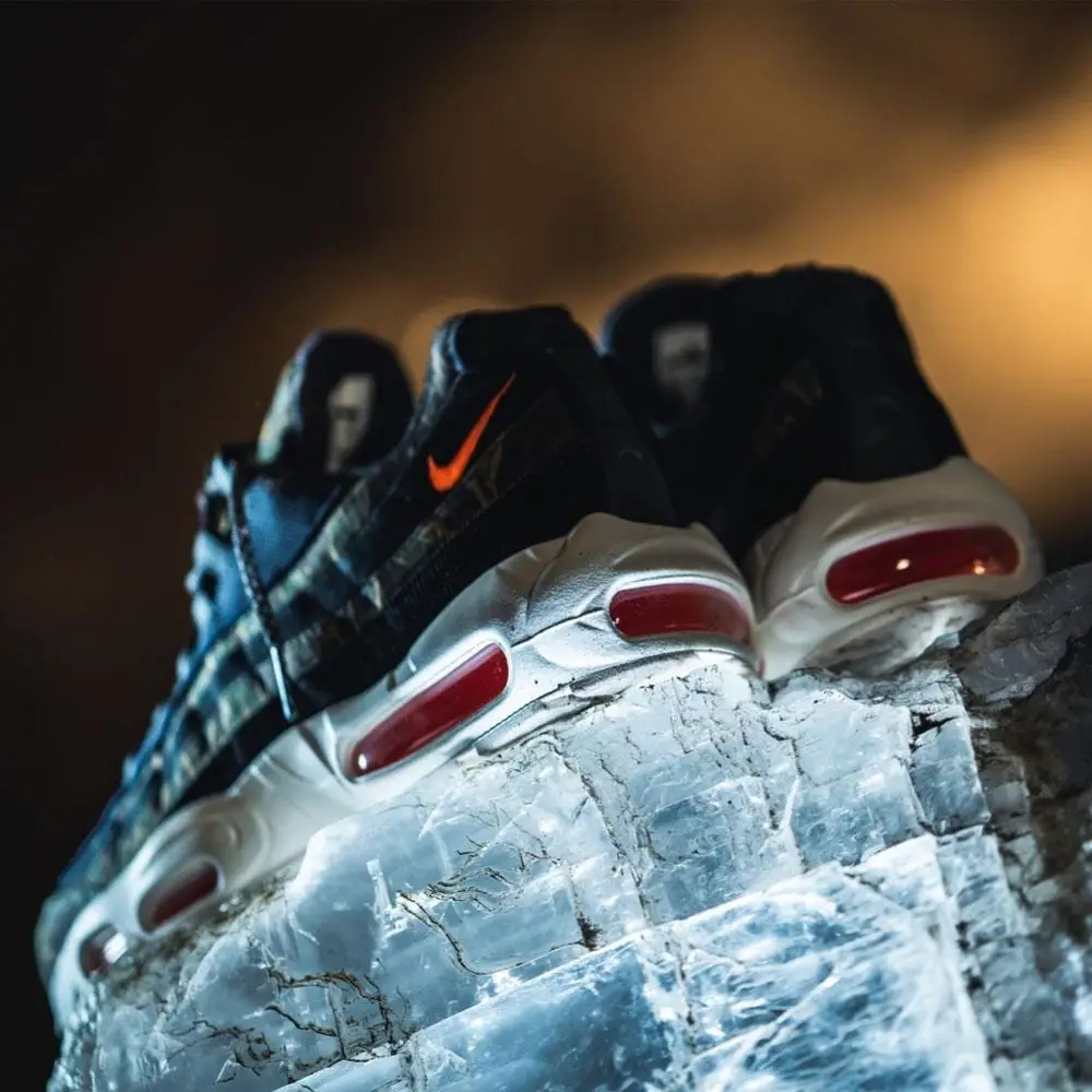 Carhartt x Nike Air Max 95 Camo Green 