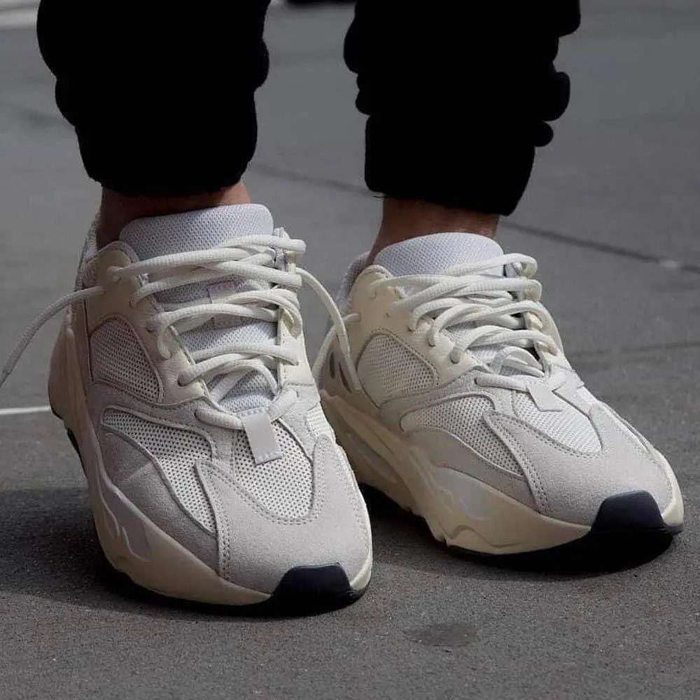 Adidas Yeezy Boost 700 Analog 