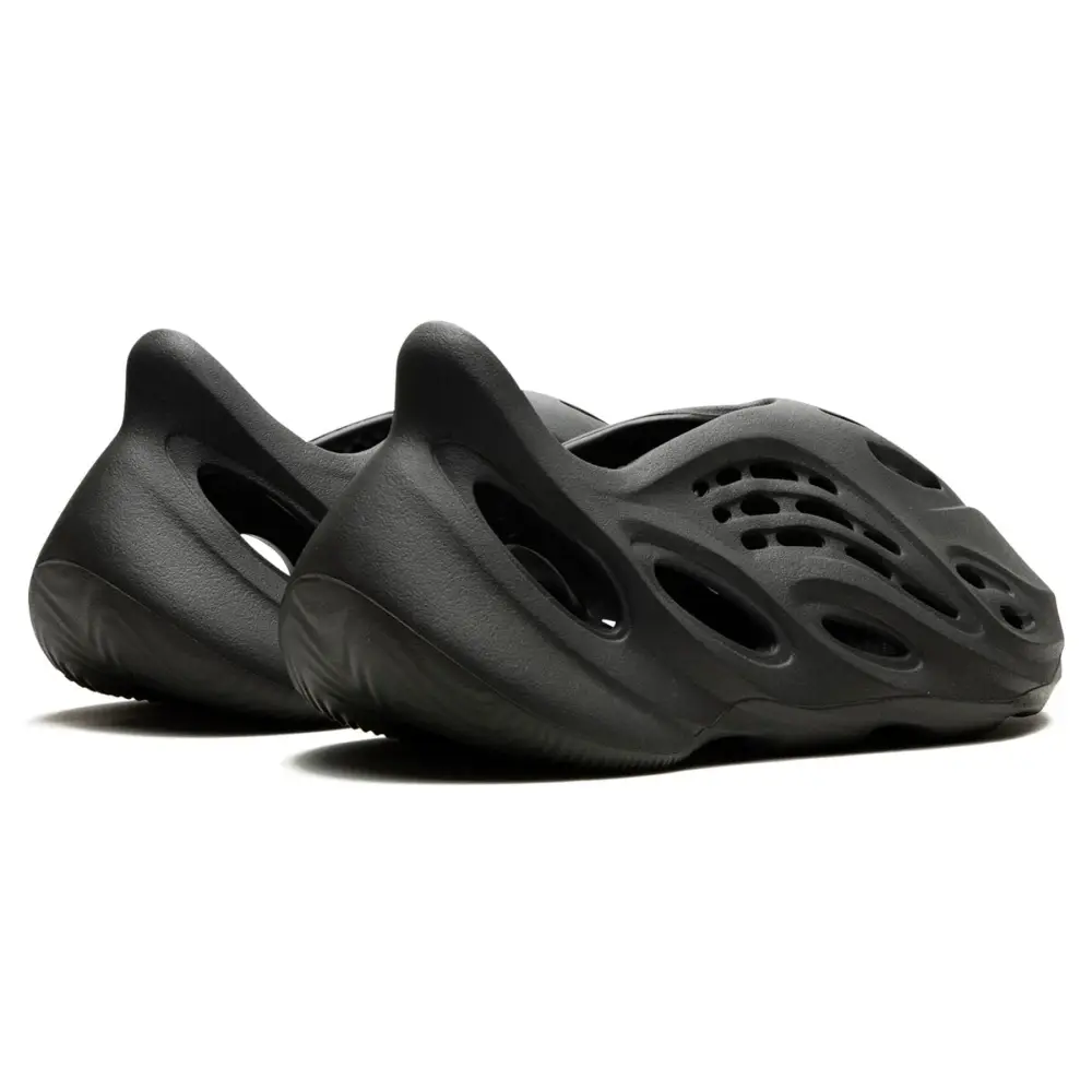 adidas Yeezy Foam Runner 'Carbon' 
