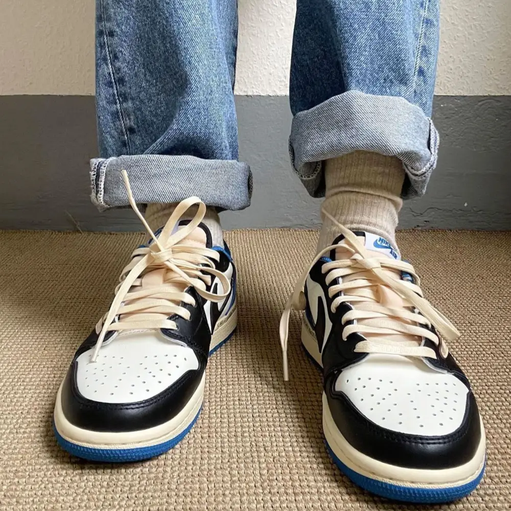 Fragment Design x Travis Scott x Air Jordan 1 Retro Low 