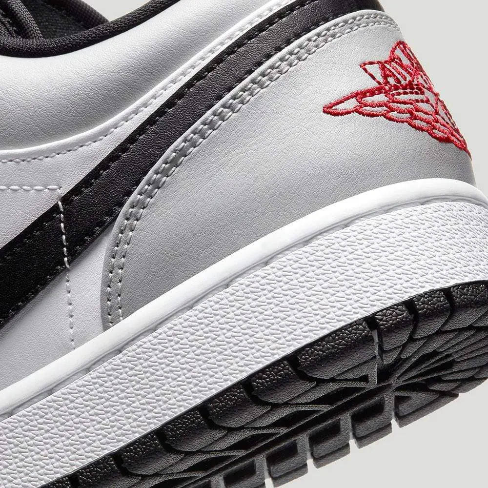 Air Jordan 1 Low “Light Smoke Grey” 
