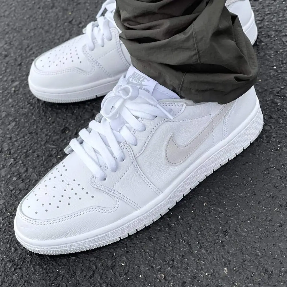 Air Jordan 1 Retro Low OG 'Neutral Grey' 2021 