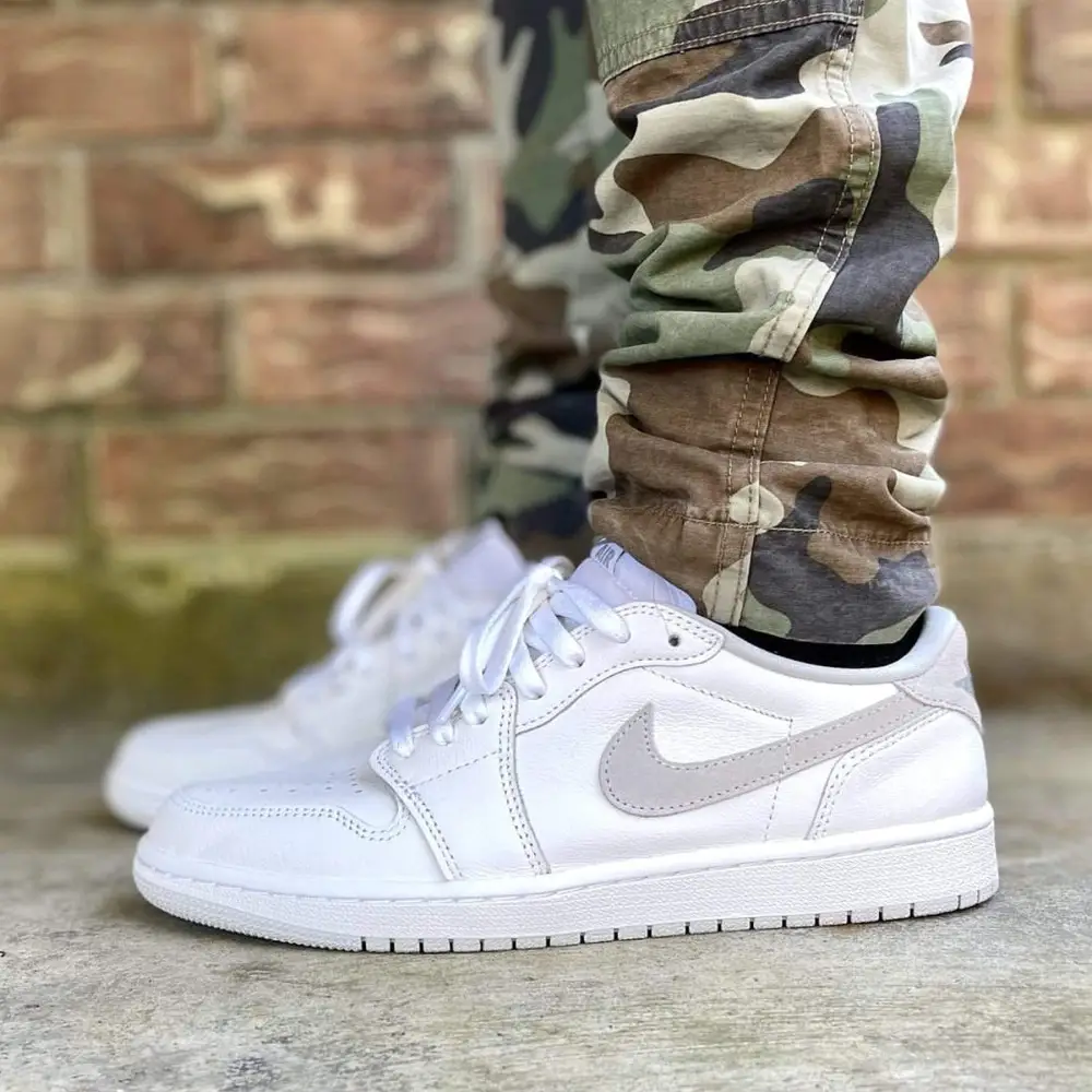 Air Jordan 1 Retro Low OG 'Neutral Grey' 2021 