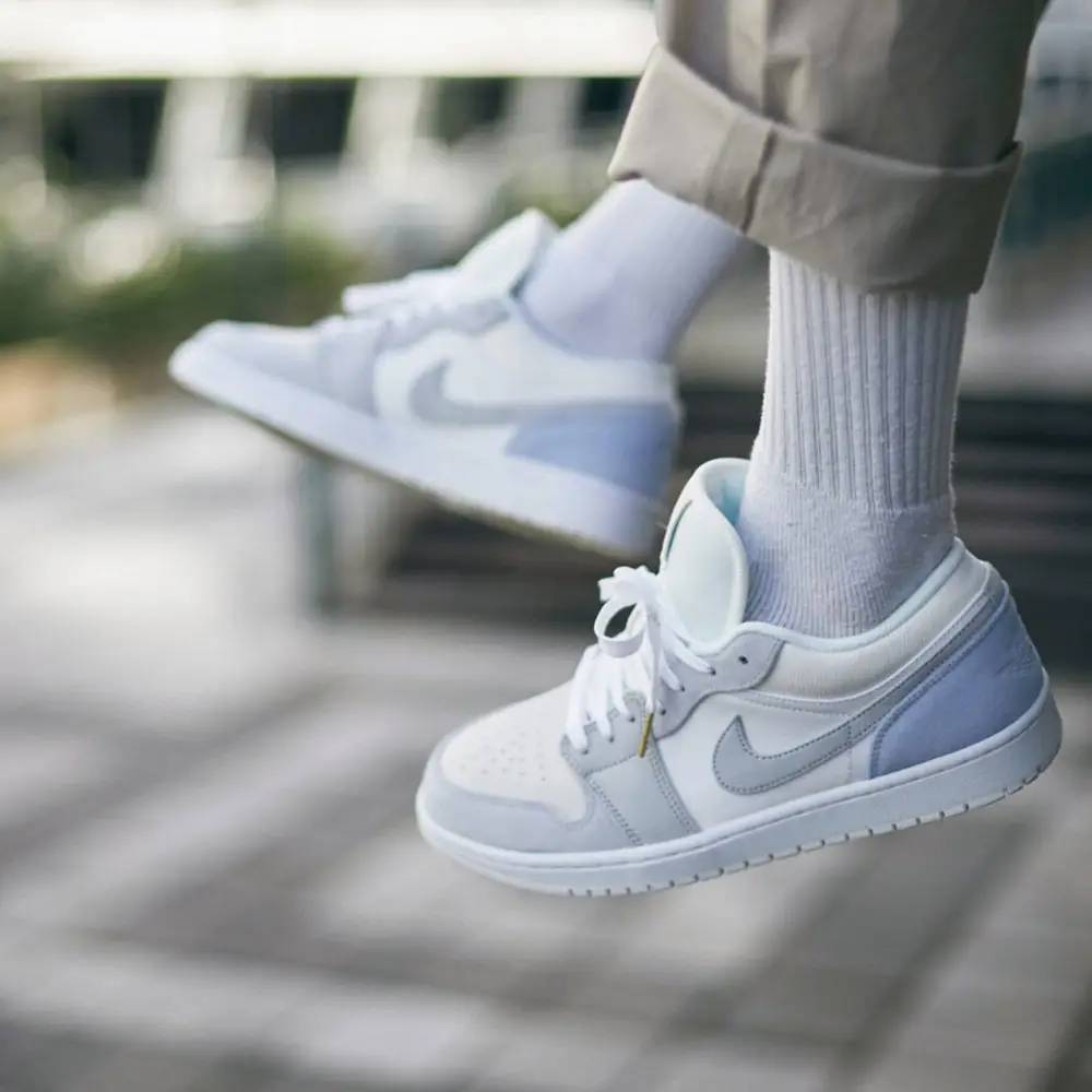 Air Jordan 1 Low 'Paris' 