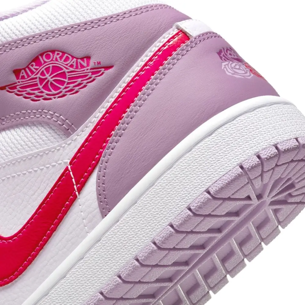 Air Jordan 1 Mid Wmns Valentine's Day 