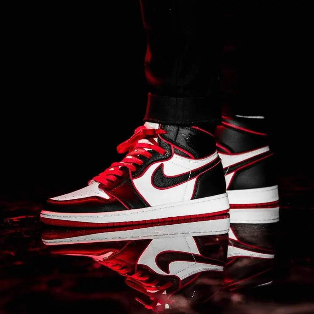 Air Jordan 1 Retro High OG 'Meant To Fly' 