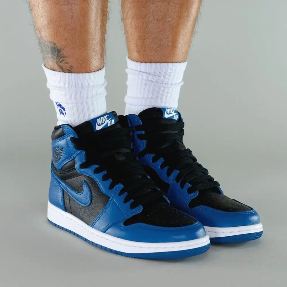 Air Jordan 1 Retro High OG 'Dark Marina Blue' 