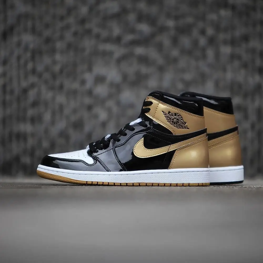 Air Jordan 1 Retro High OG NRG Gold Toe 