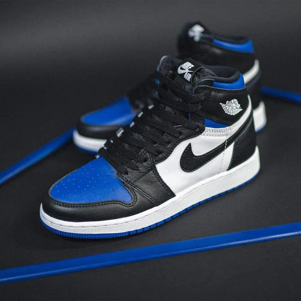 Air Jordan 1 Retro High OG GS 'Royal Toe' 