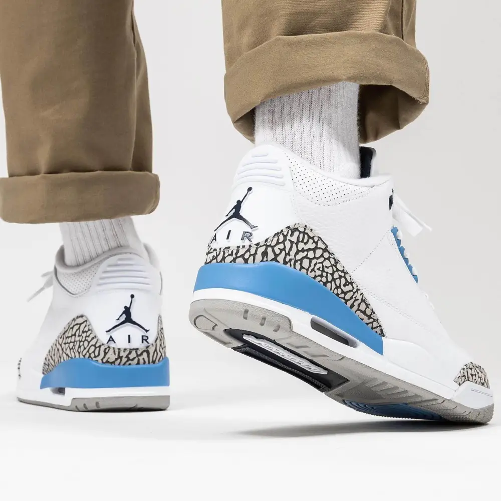 Air Jordan 3 Retro 'UNC' 