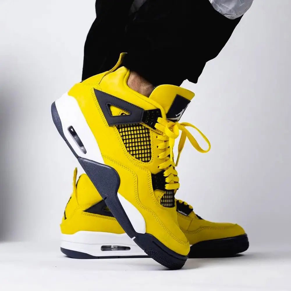 Air Jordan 4 Retro 'Lightning' 2021 