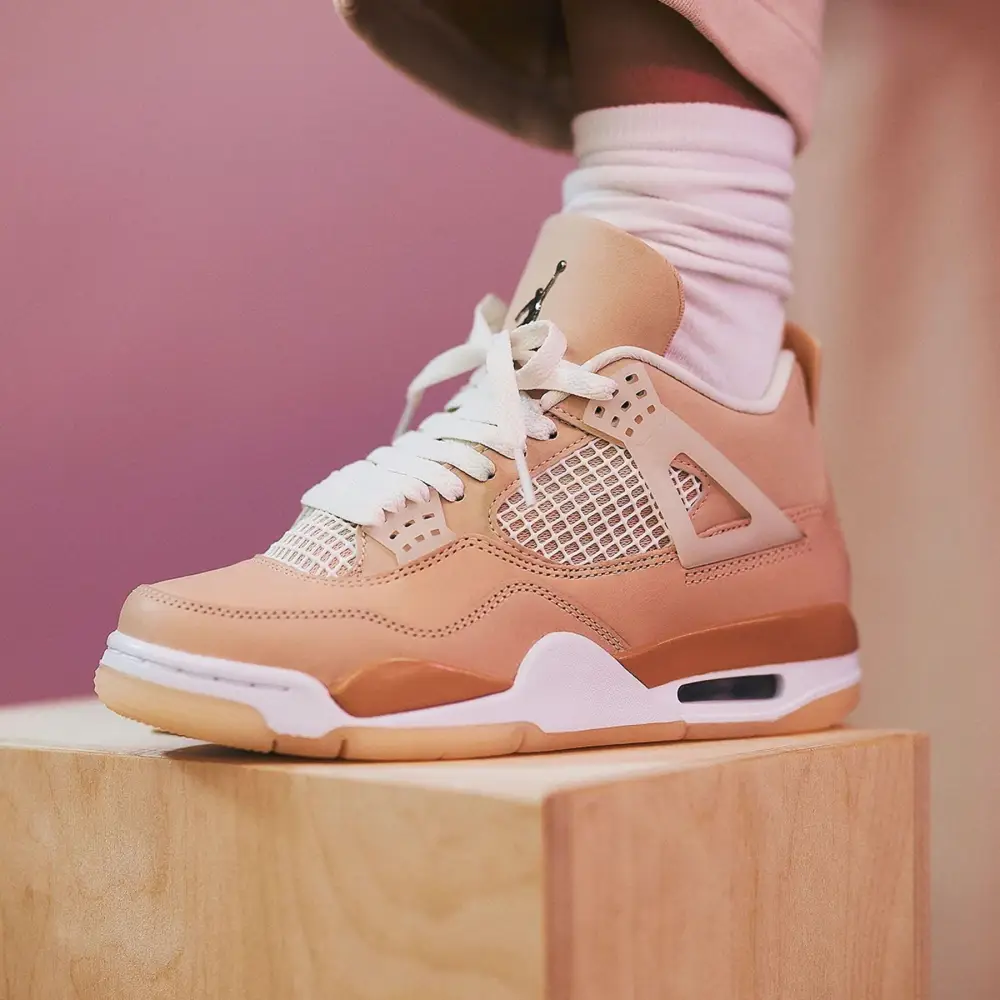 Air Jordan 4 Retro Wmns 'Shimmer' 