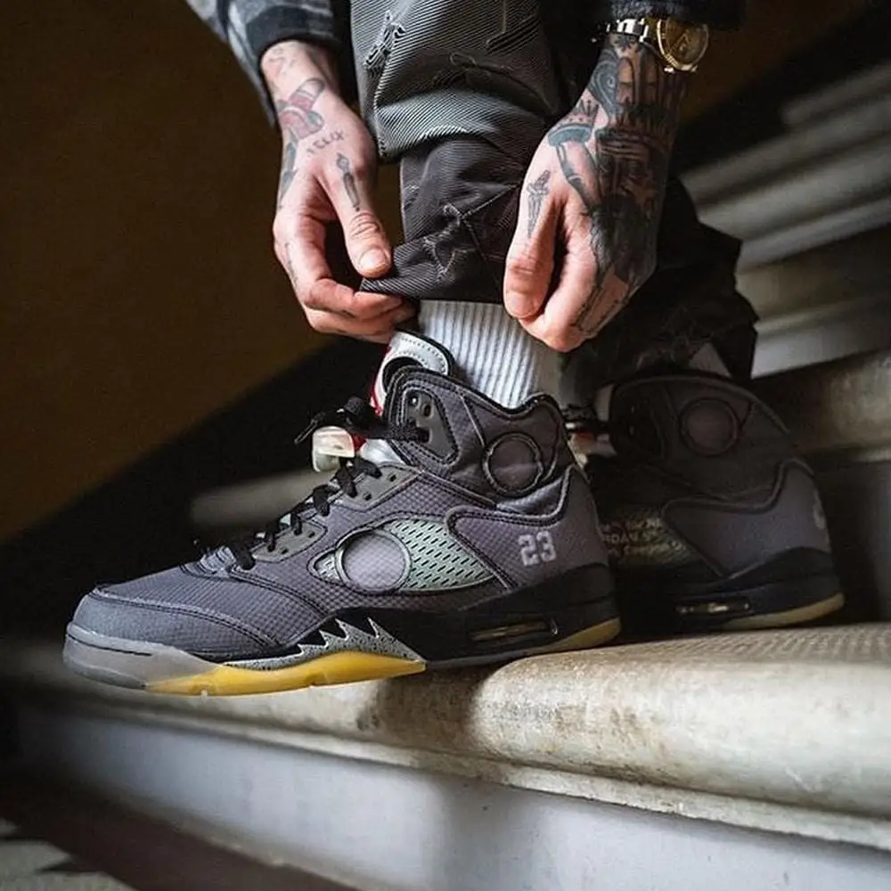 OFF-WHITE x Air Jordan 5 Retro SP 'Muslin' 