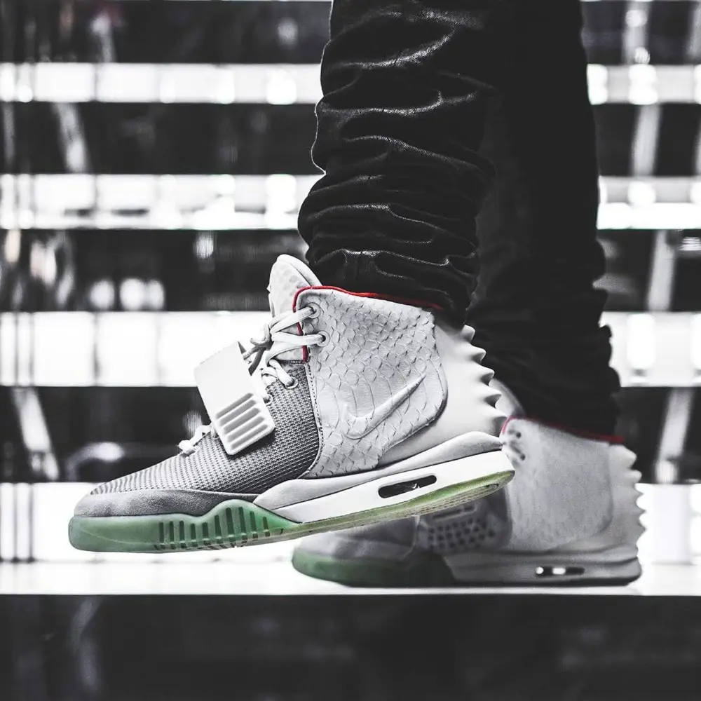 Nike Air Yeezy 2 NRG 'Pure Platinum' 