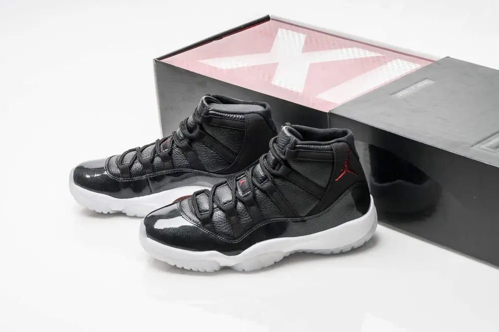 Air Jordan Air 11 '72-10' 