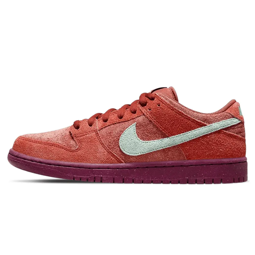 Nike Dunk Low SB 'Mystic Red' 4E8BF639