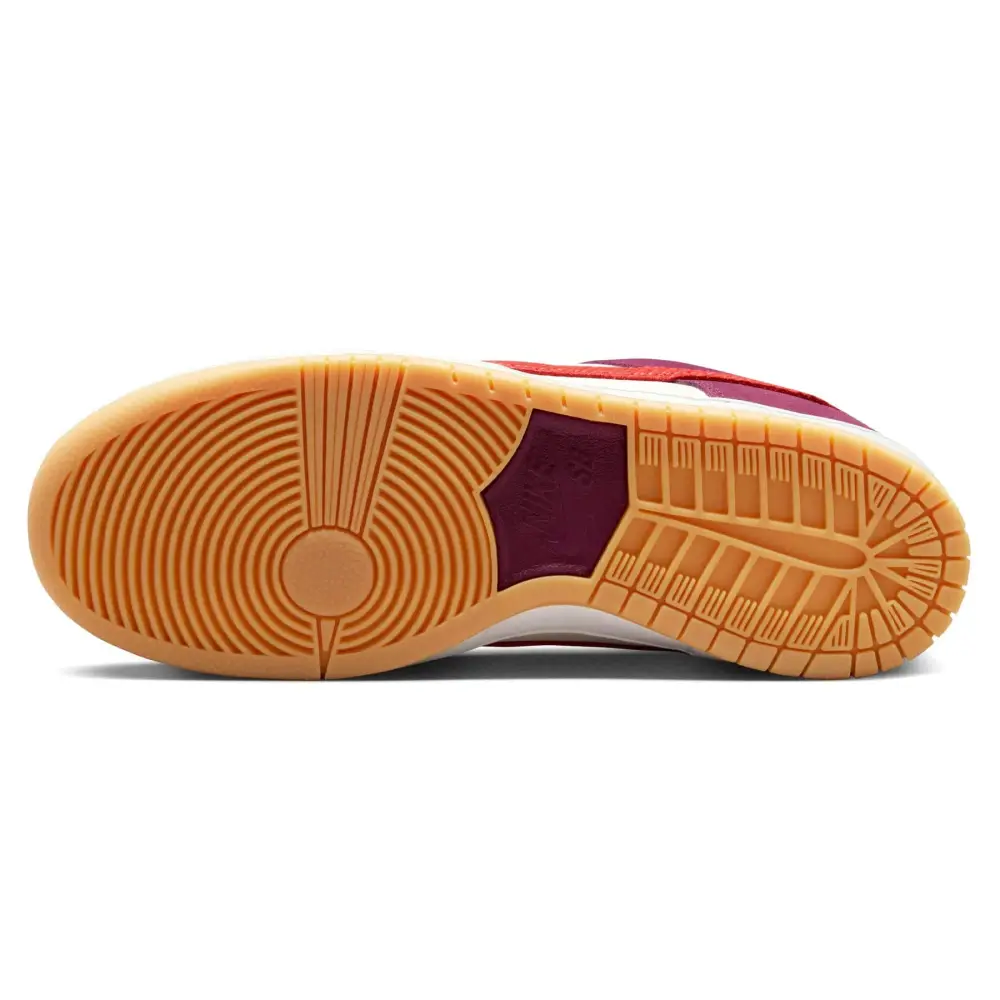 Nike SB Dunk Low 'Skate Like a Girl' 