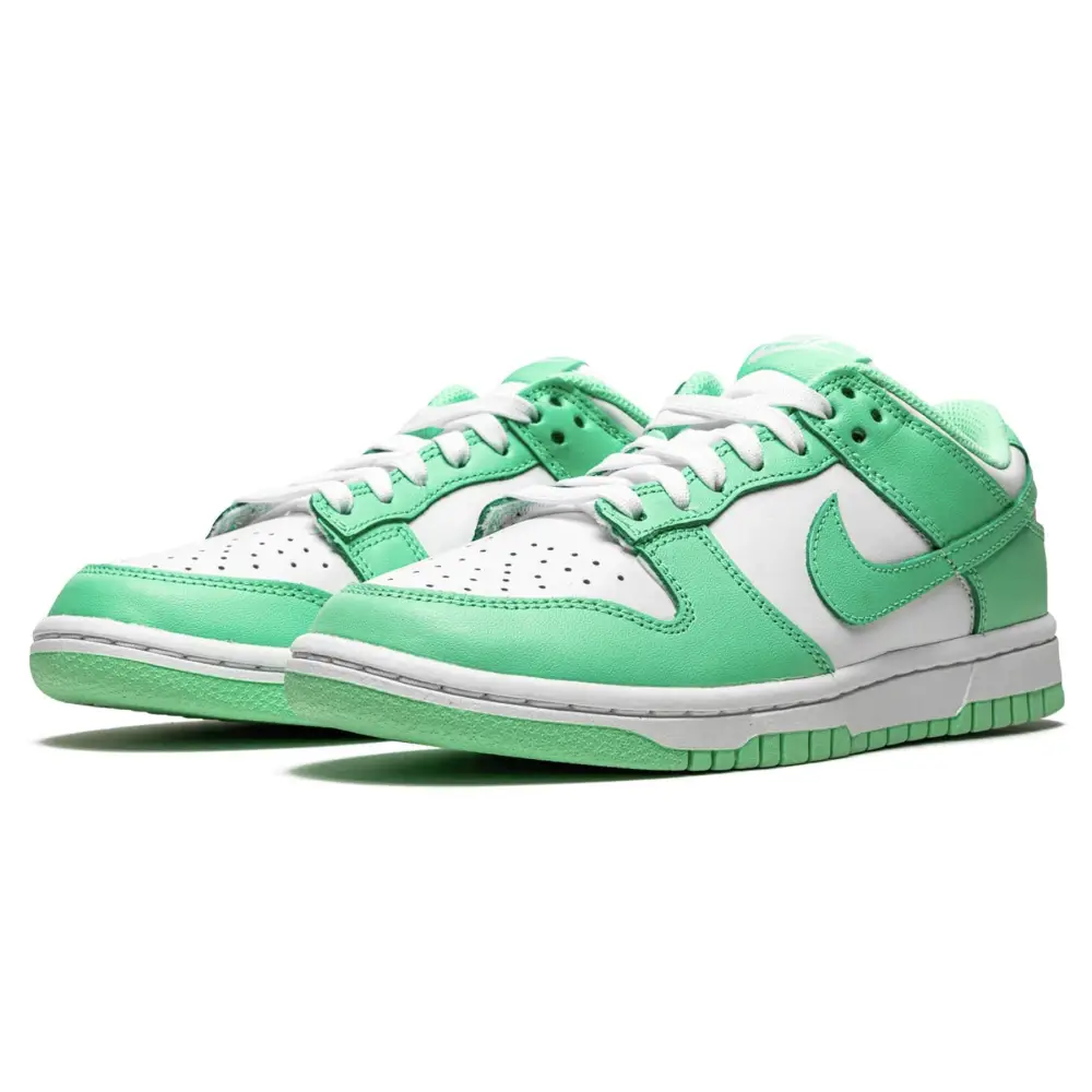 Nike Dunk Low Wmns 'Green Glow' F91C0617