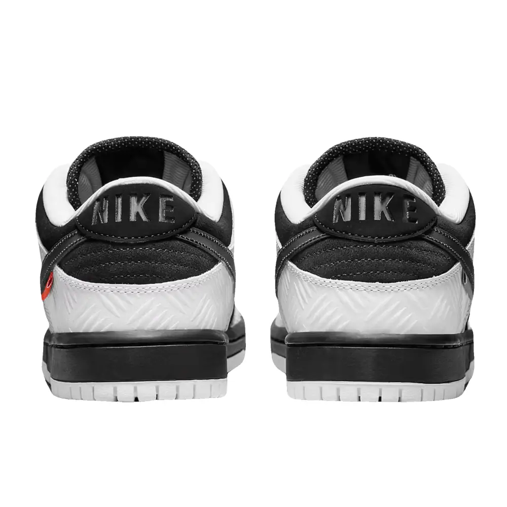 Nike Dunk SB Low Tightbooth 