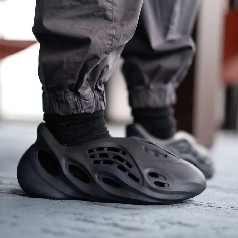 adidas Yeezy Foam Runner 'Mineral Blue' 
