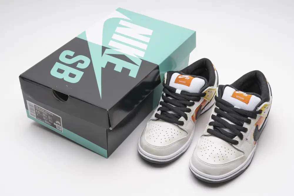 Nike dunk replica SB Dunk Low Raygun Tie-Dye White BQ6832-101