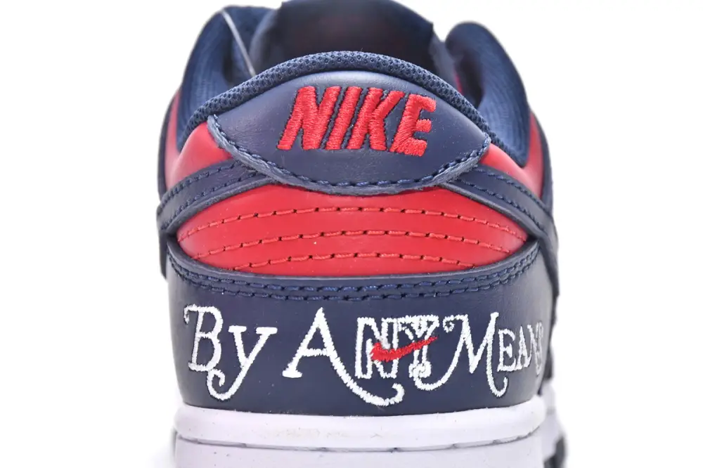 (OG)Supreme x Nike SB Dunk Low By Any Mean DO7412-982 