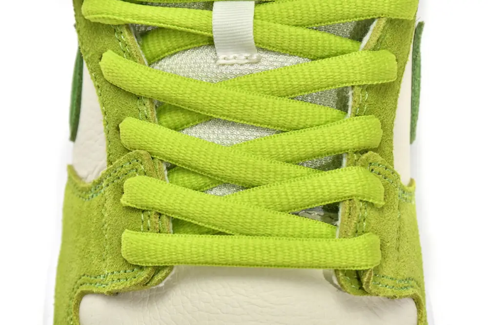Nike Dunk Low Sour Apple DM0807-300 