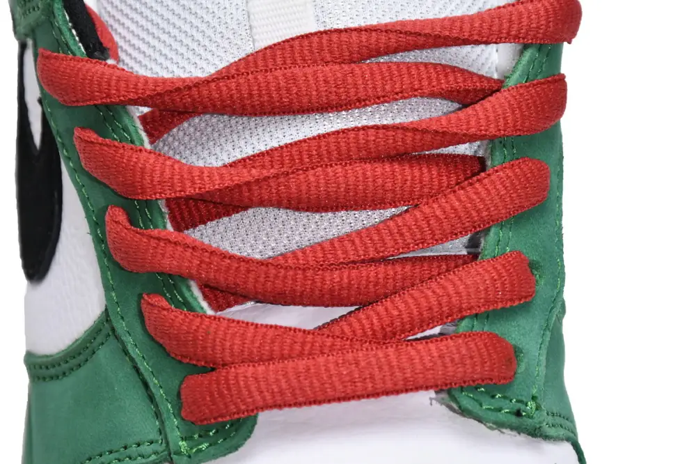 Nike Dunk SB HeineKen Dunk Reps Low HeineKen 304292-302
