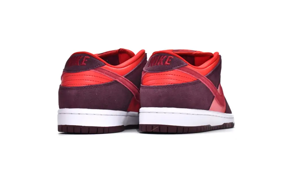 Nike SB Dunk Low Dunk Cherry  Cherry DM0807-600