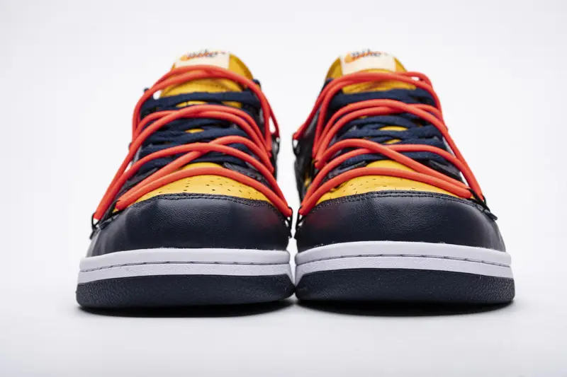 OFF WHITE x Nike Dunk SB Low White Michigan CT0856-700 