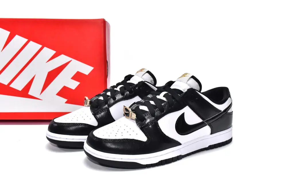 Nike Dunk Low World Champ DR9511-100 