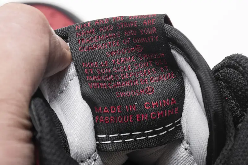 Air Jordan 1 Jordan 1 Bred Banned reps Retro High Bred Banned (2016) 555088-001