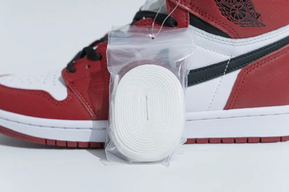 Air Jordan 1 Retro High Chicago rep jordan 1 Chicago (2015) 555088-101
