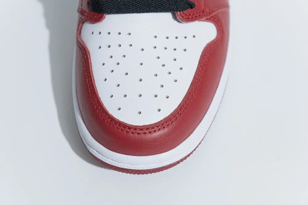 Air Jordan 1 Retro High Chicago rep jordan 1 Chicago (2015) 555088-101
