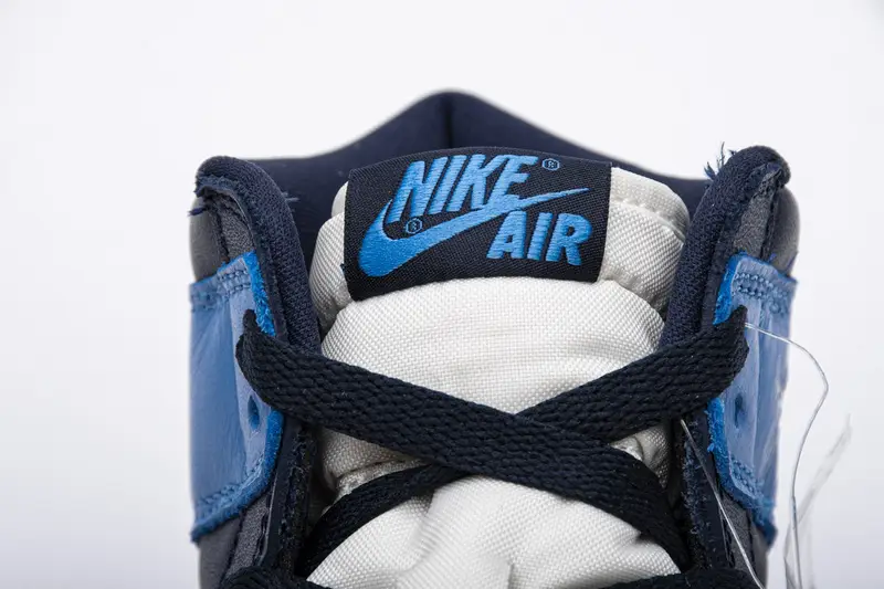 Air Replica Jordan 1 Jordan 1 Retro High Obsidian UNC 555088-140