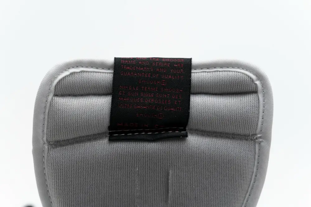 Air Jordan 1 Retro High Light Smoke Grey 555088-126 