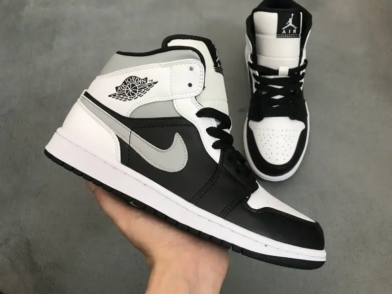 Air Jordan 1 Mid Jordan 1 Mid White Shadow 554724-073
