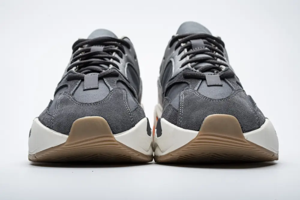 Yeezy Boost 700 v2 Magnet FV9922 