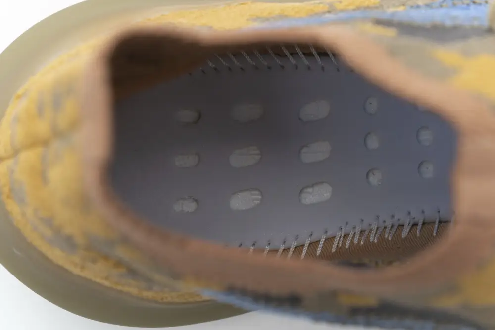 Yeezy Boost 380 Blue Oat Q47306 