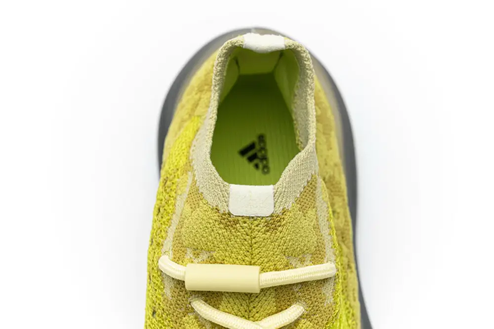 Yeezy yeezy 380  Hylte Glow Boost 380 Hylte Glow FZ4990