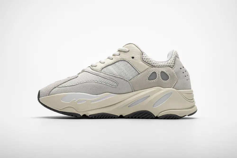 Yeezy Boost 700 Analog EG7596 97B1220