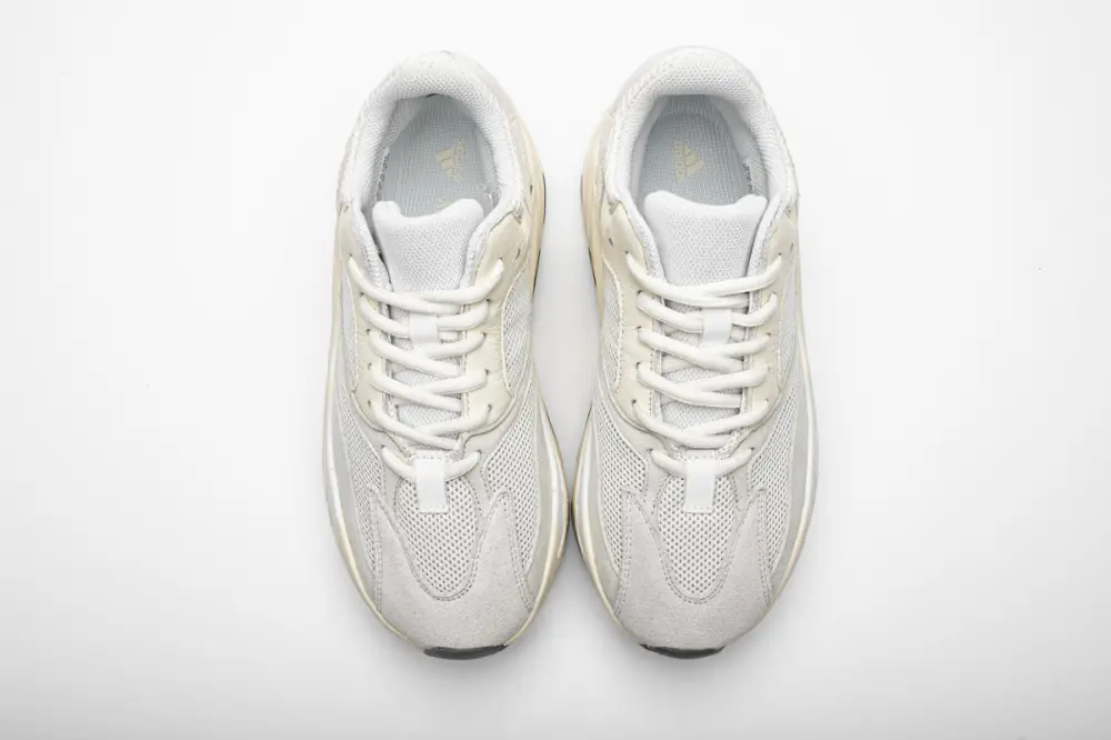 Yeezy Yeezy 700 Boost 700 Analog EG7596