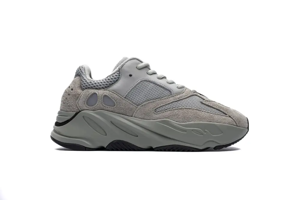Yeezy Yeezy 700 Boost 700 Salt EG7487