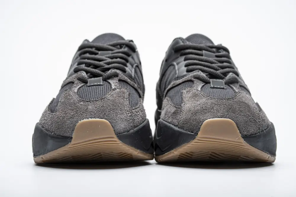 Yeezy Yeezy 700 Boost 700 Utility Black FV5304