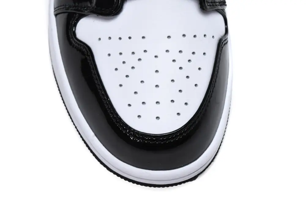 Air Jordan 1 Mid Jordan 1 Mid Patent Black White Gold 852542-007