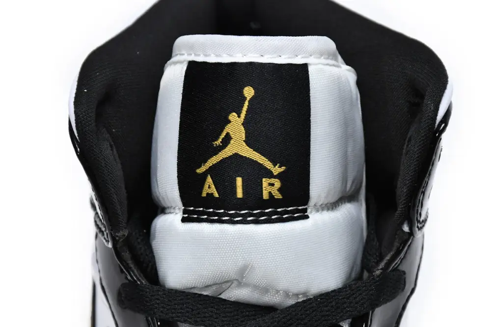 Air Jordan 1 Mid Jordan 1 Mid Patent Black White Gold 852542-007